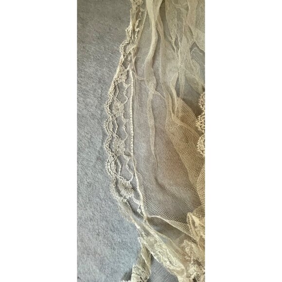 Antique Ivory Bridal Veil Lace Trim & Silk Lily Of The Valley Headpiece 35x58 - Picture 6 of 7